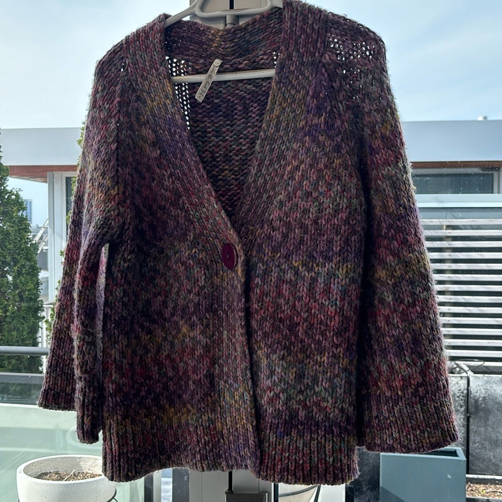 Leo Nicole knit sweater